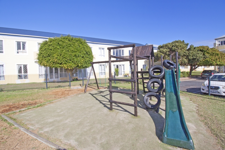 3 Bedroom Property for Sale in Sunnydale Western Cape